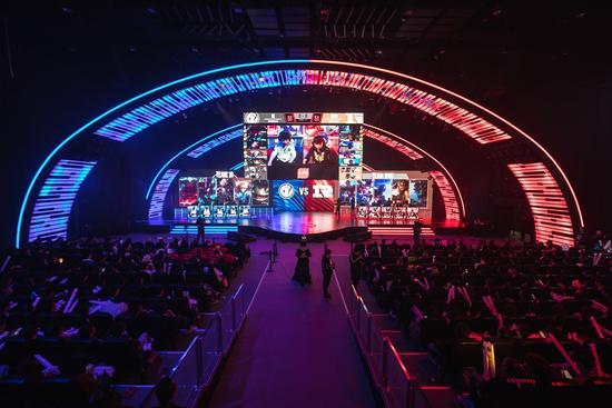 国足长久以 国足长久以