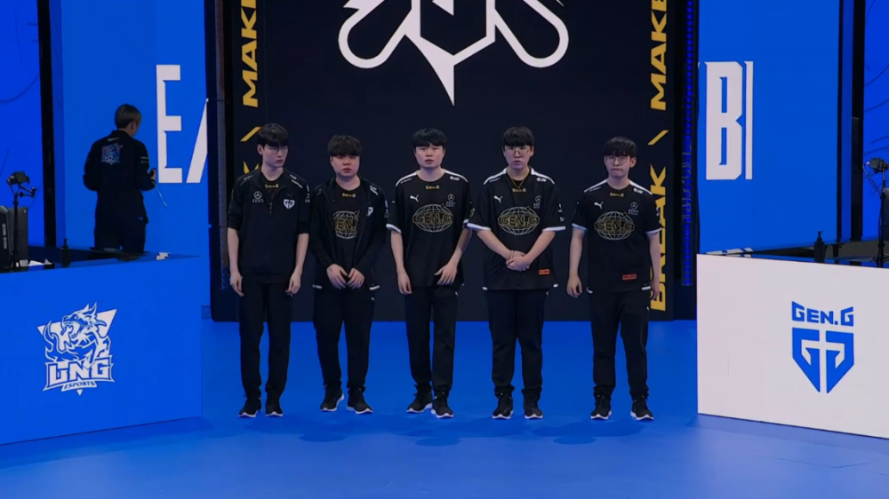 中场须有一 中场须有一